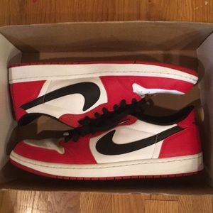 Air Jordan 1 Low Chicago Used